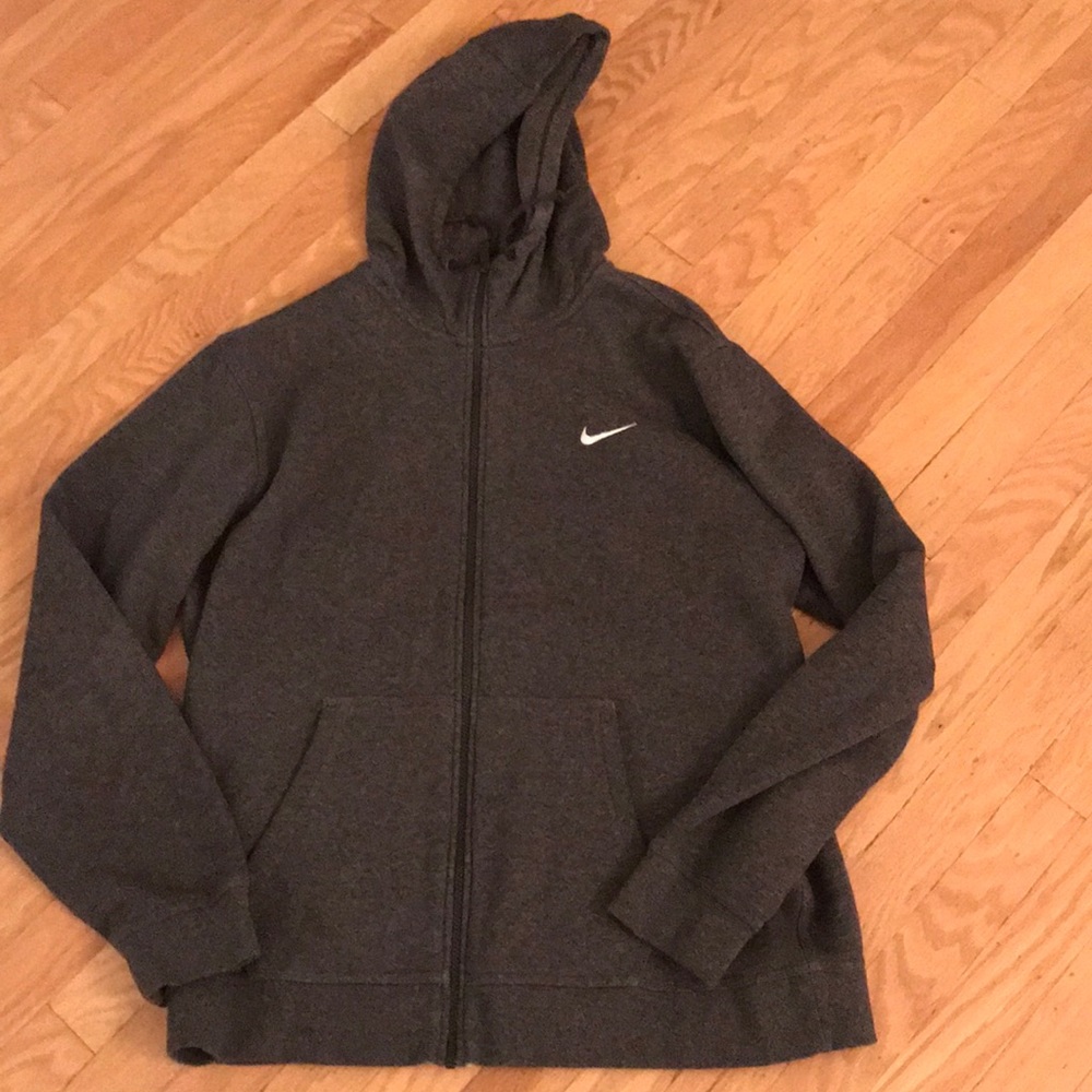 Nike zip up hoodie. Excellent condition!